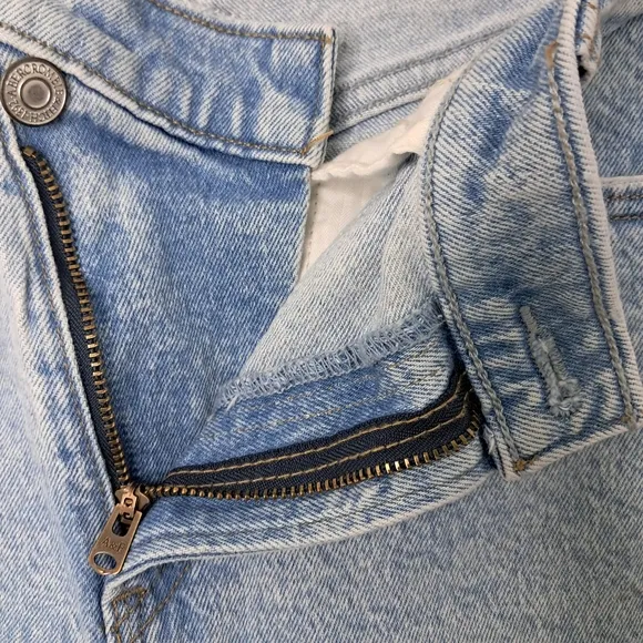 Abercrombie &amp; Fitch Blue Straight Leg Jeans Relaxed Fit Size 25/0s
