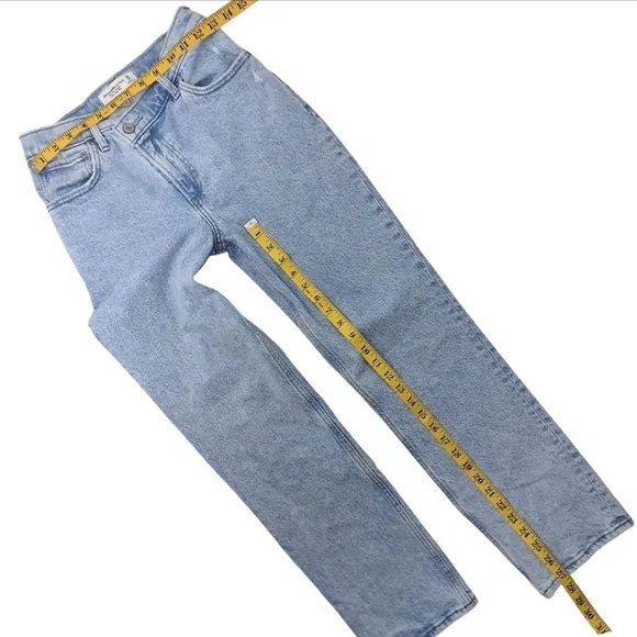 Abercrombie &amp; Fitch Blue Straight Leg Jeans Relaxed Fit Size 25/0s