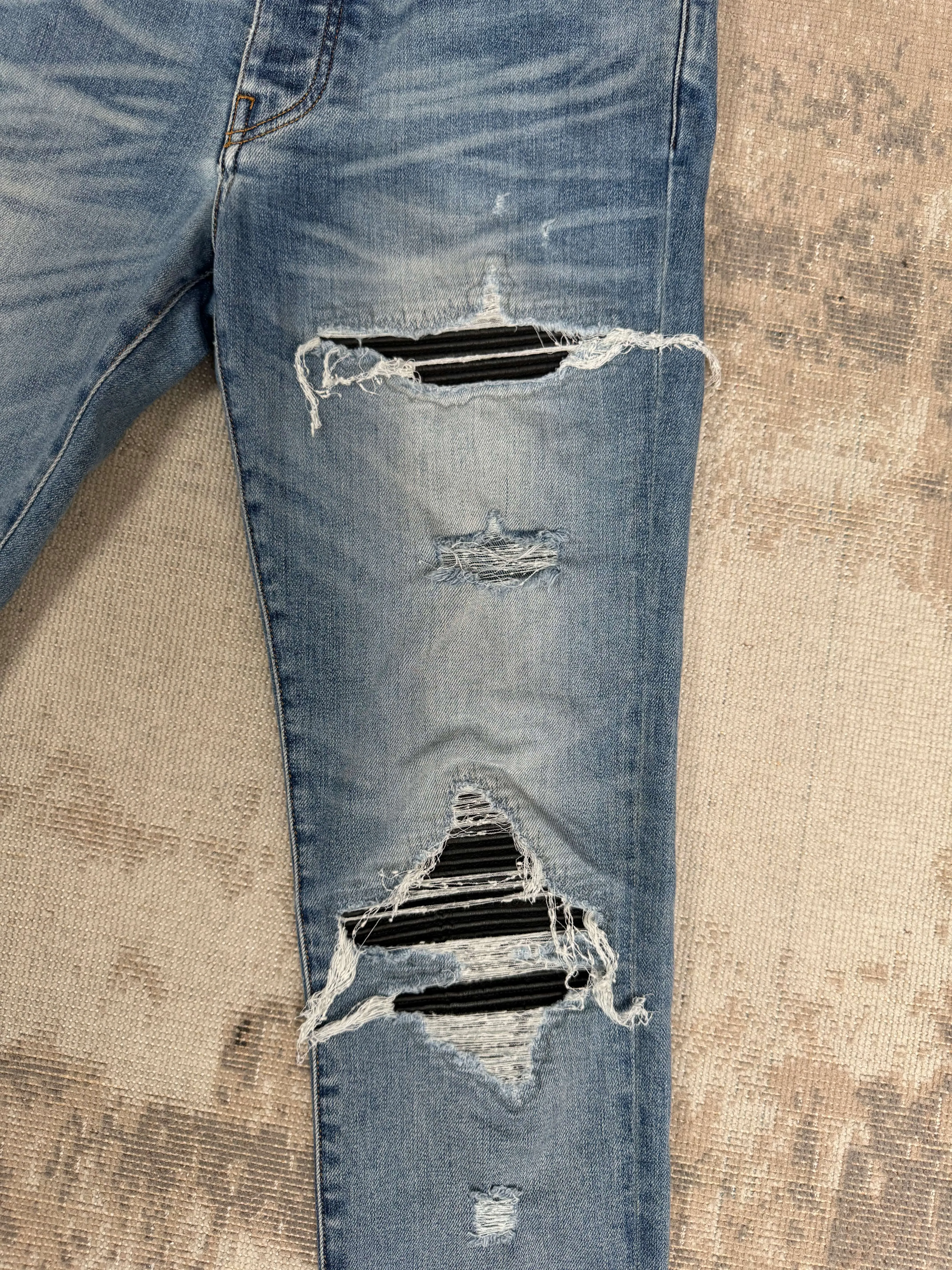 Amiri MX1 Jeans - Light Blue Denim