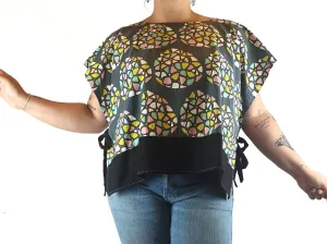 Ana Williams pretty unique print oversize top with black trim size XL