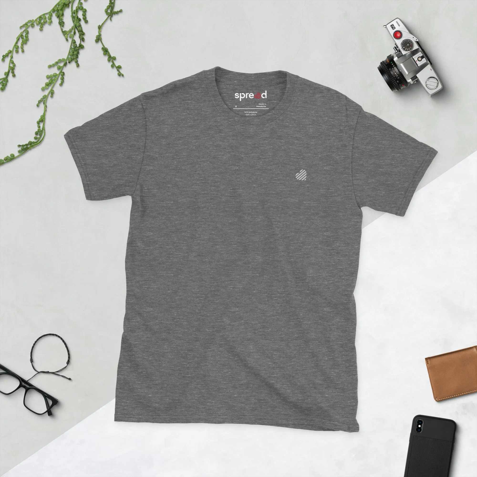 Basics T-Shirt