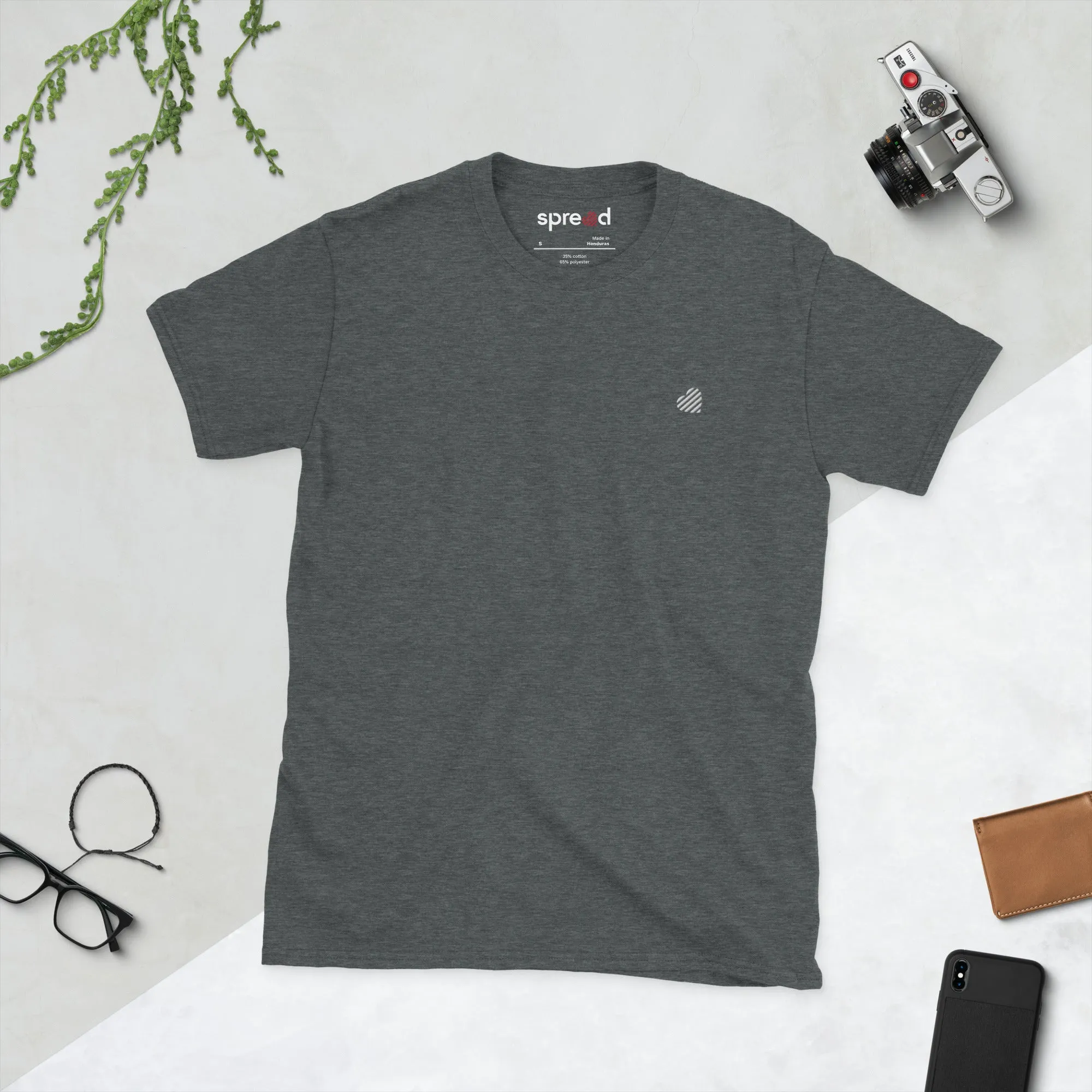 Basics T-Shirt