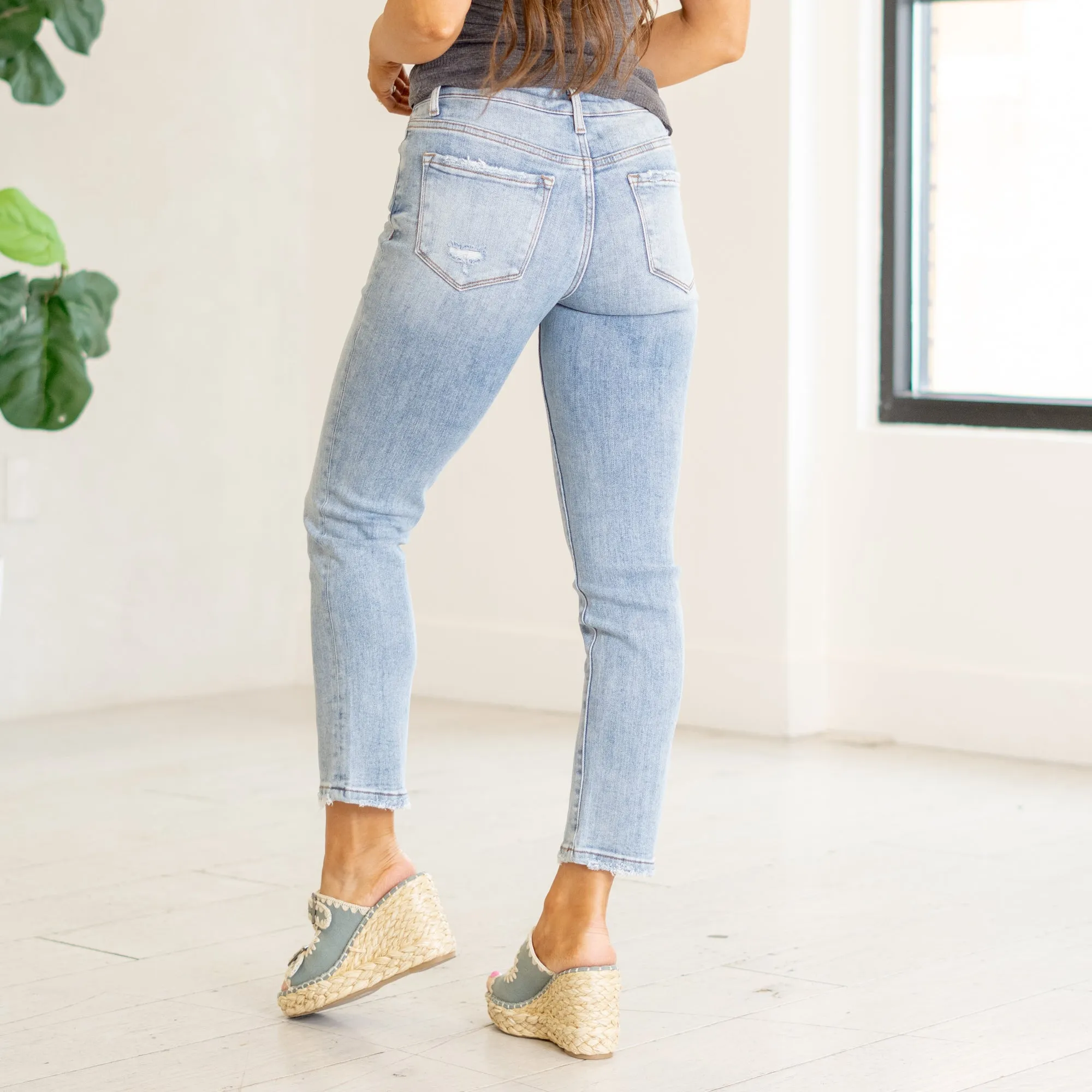 Benefits Mid Rise Cropped Straight Leg Regular & Plus Sizes