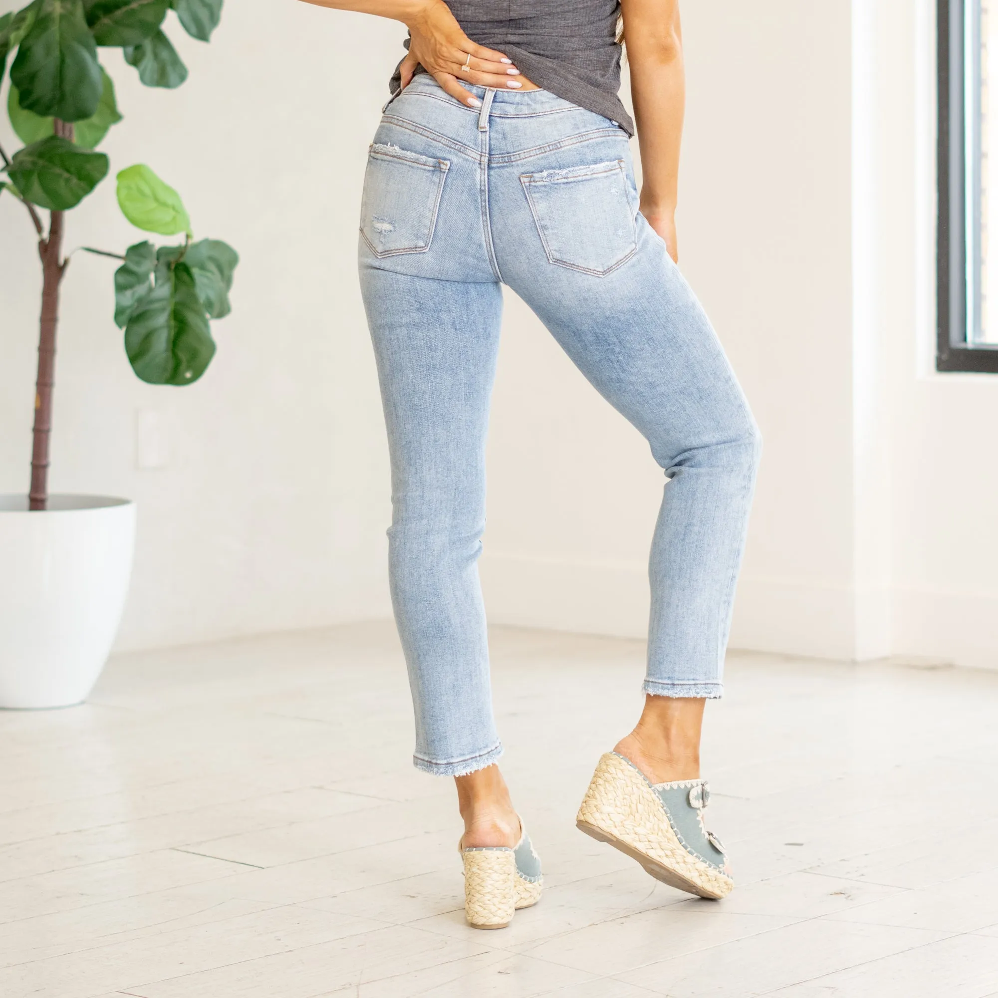 Benefits Mid Rise Cropped Straight Leg Regular & Plus Sizes