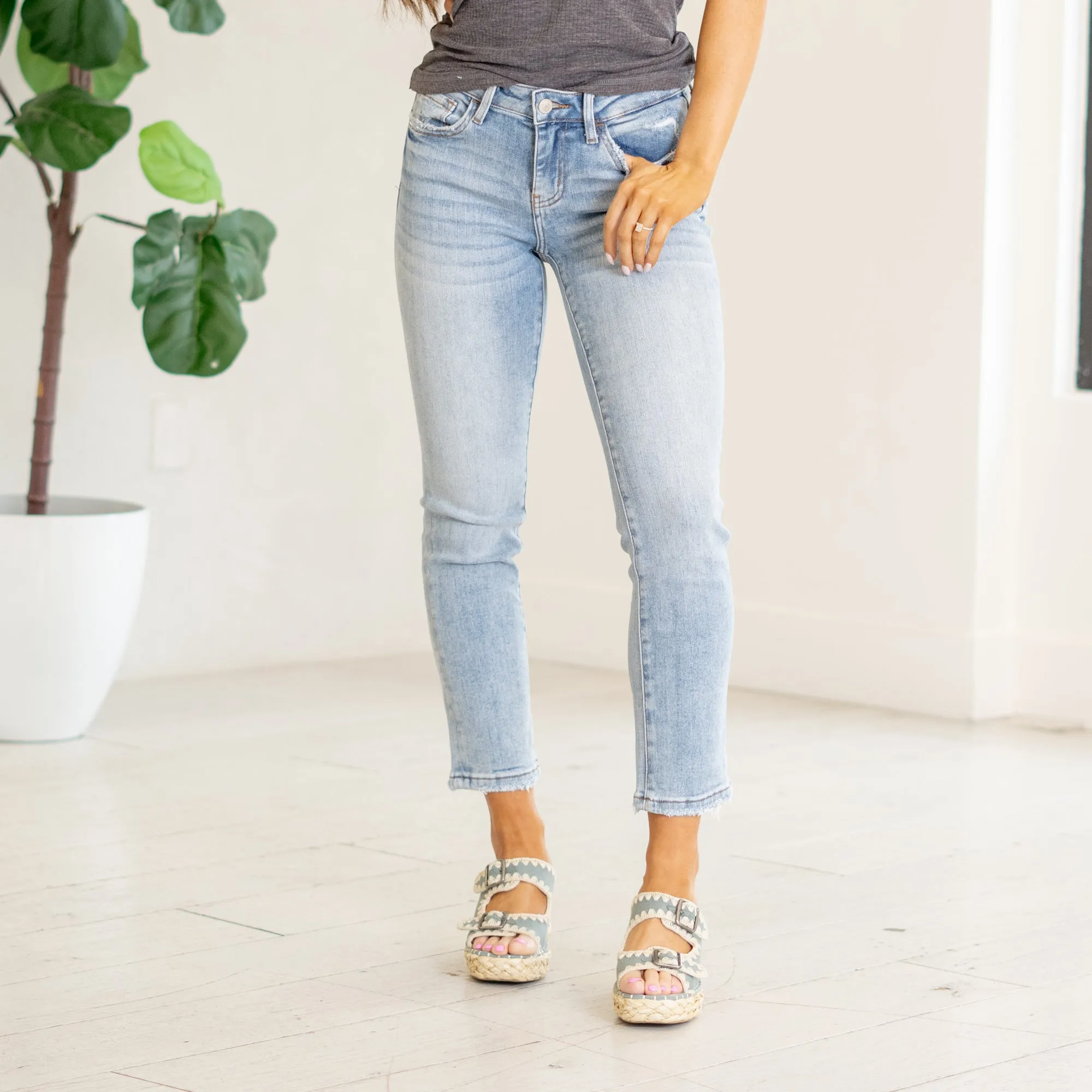 Benefits Mid Rise Cropped Straight Leg Regular & Plus Sizes
