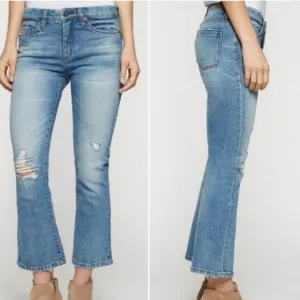 Blank NYC KickFlare Distressed Cropped Jeans Size 25