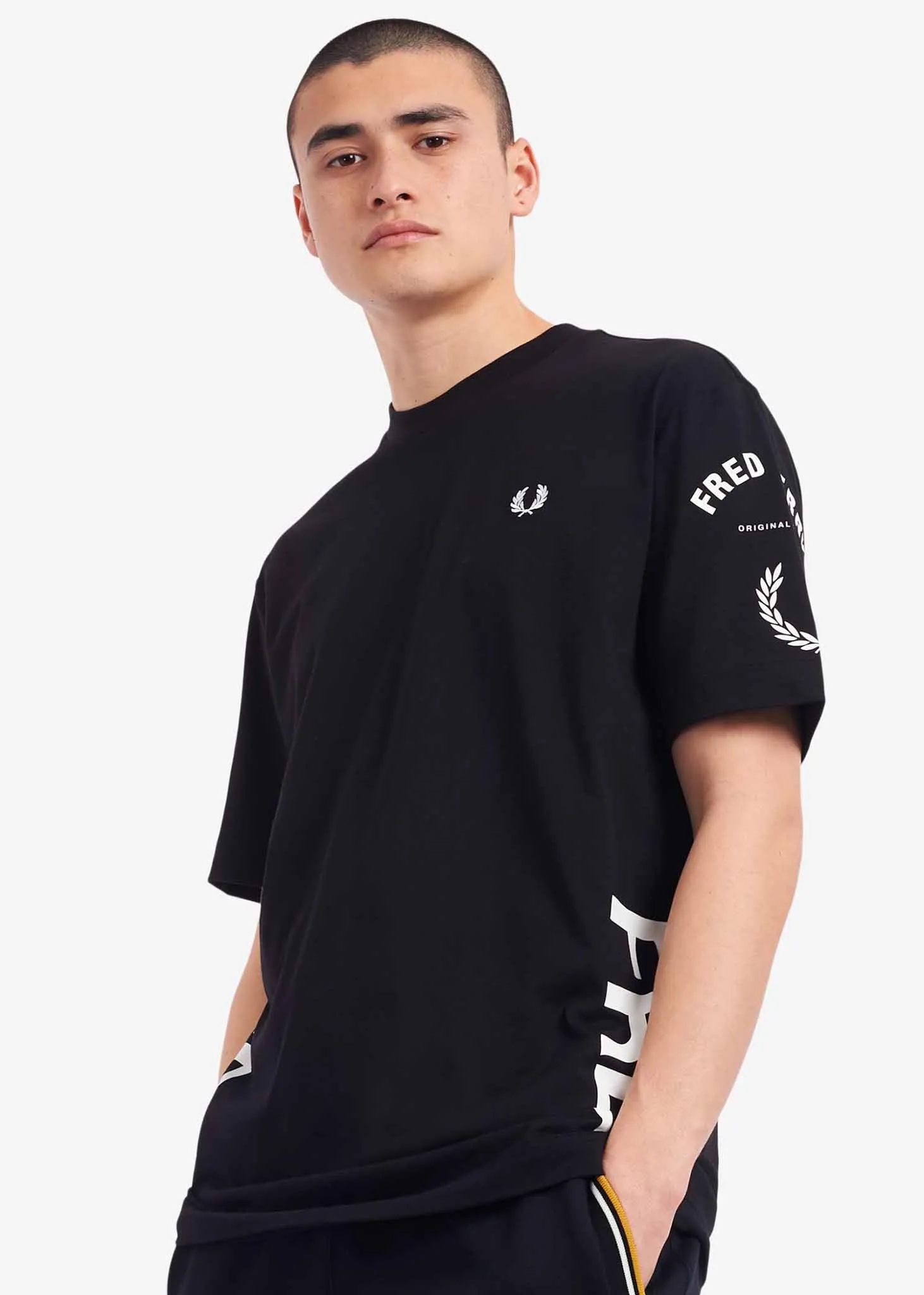 Bold branding t-shirt - black