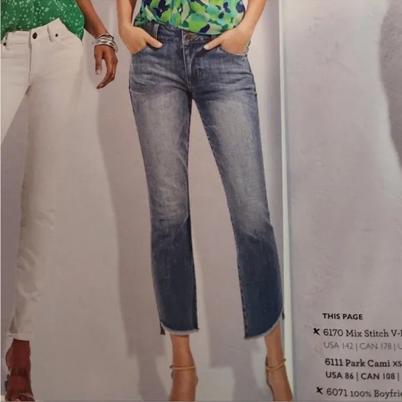 CABI HIGH-LOW CROP JEANS #6070 IN SKIP WASH - SIZE 2 - NWT!
