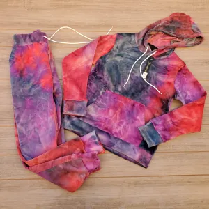 Carmen set red