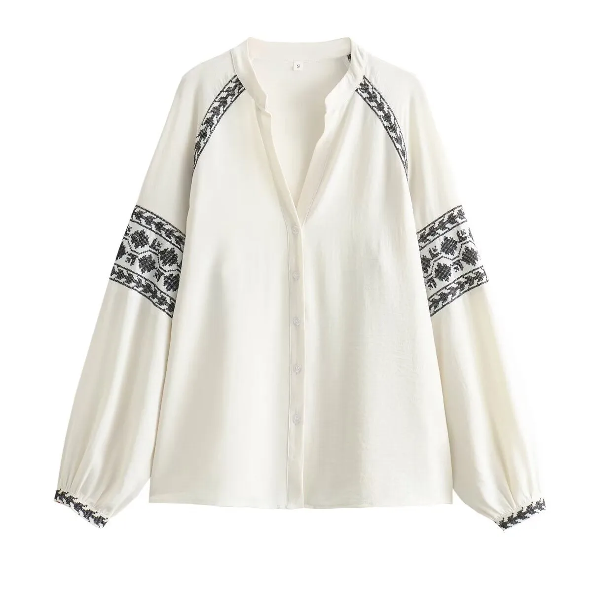 Casual Long-Sleeve Shirt with Embroidery and Color-Block Design, Stylish and Comfortable Top S-240804-23