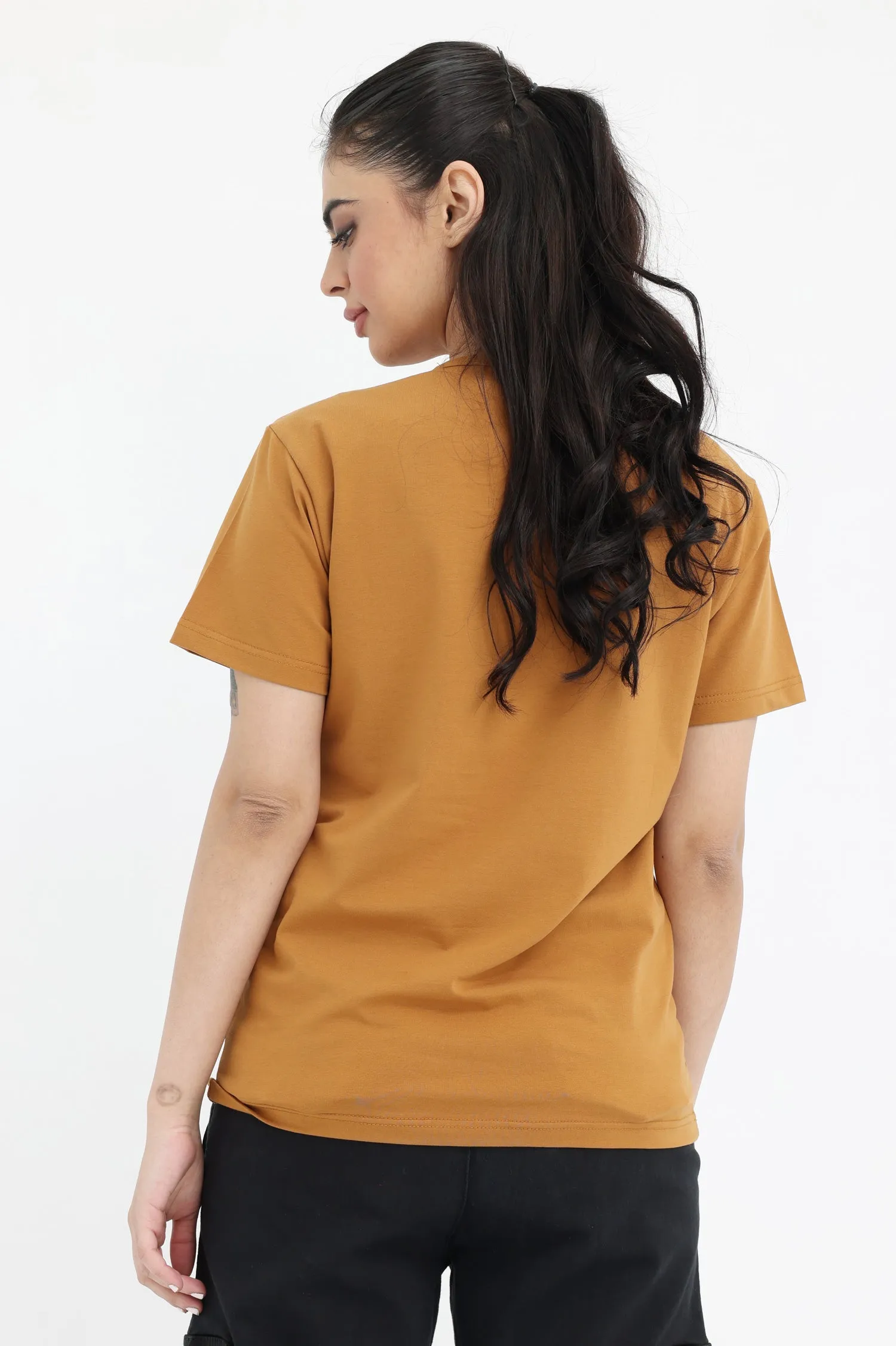 CLASSIC FIT ESSENTIAL TEE-MUSTARD