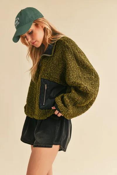 Collared Neck Zip Up Sherpa Jacket in Olive