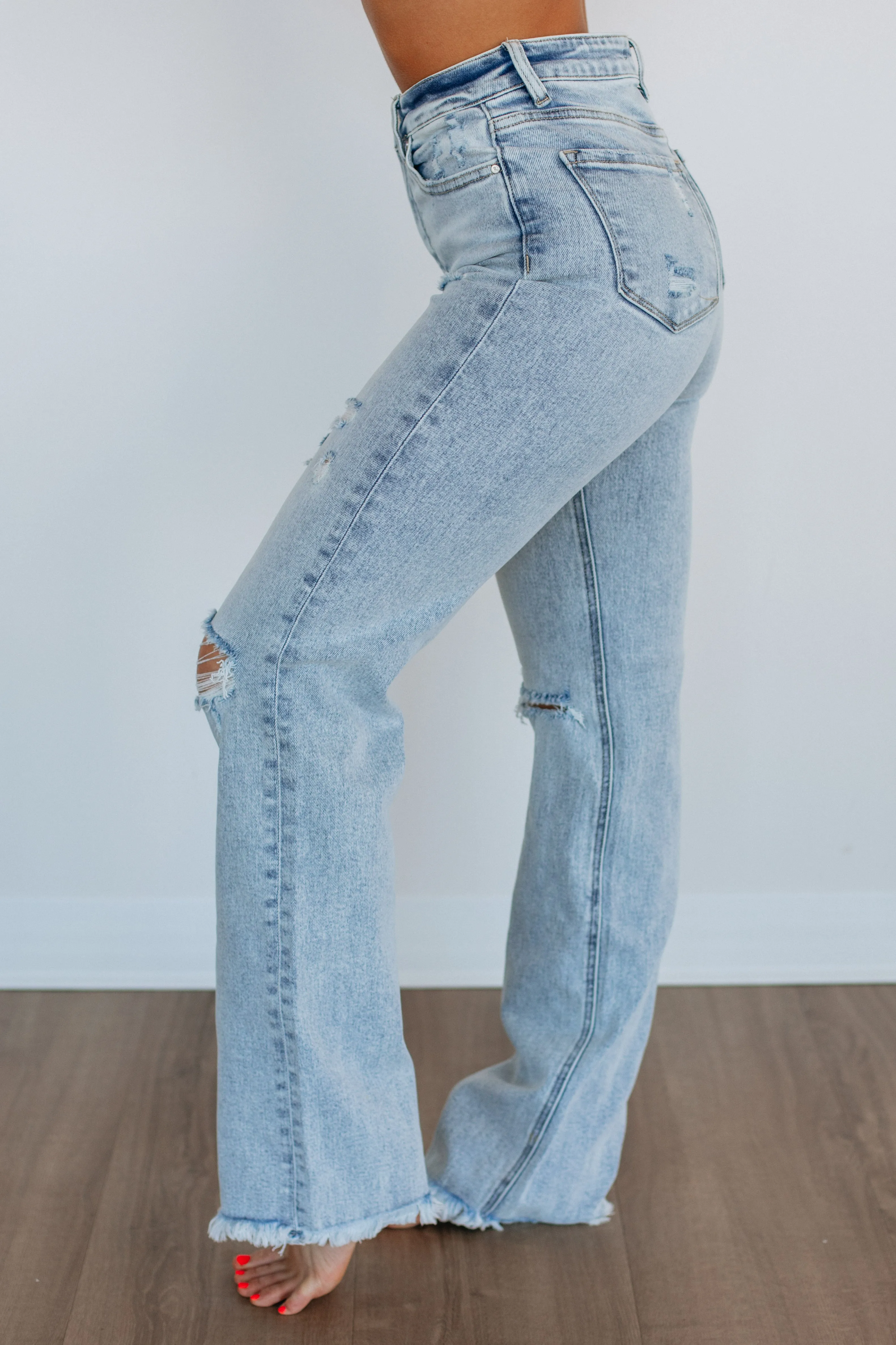 Eloise Risen Jeans - Light Wash