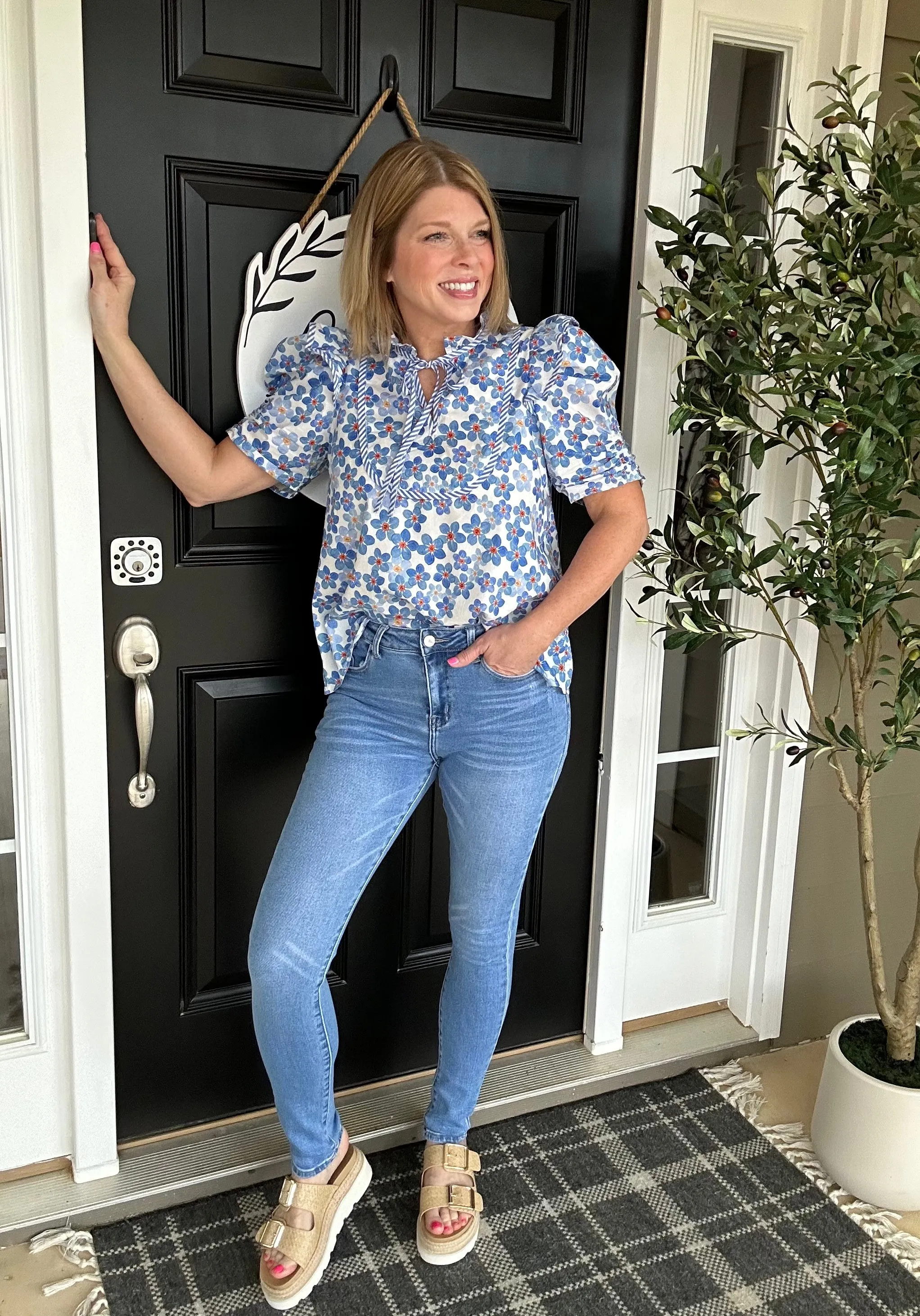 Entro Skinny Jean | Light Wash