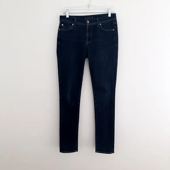 Fidelity Denim Mid Rise Stevie Jeans in Dark Wash Viper Rinse