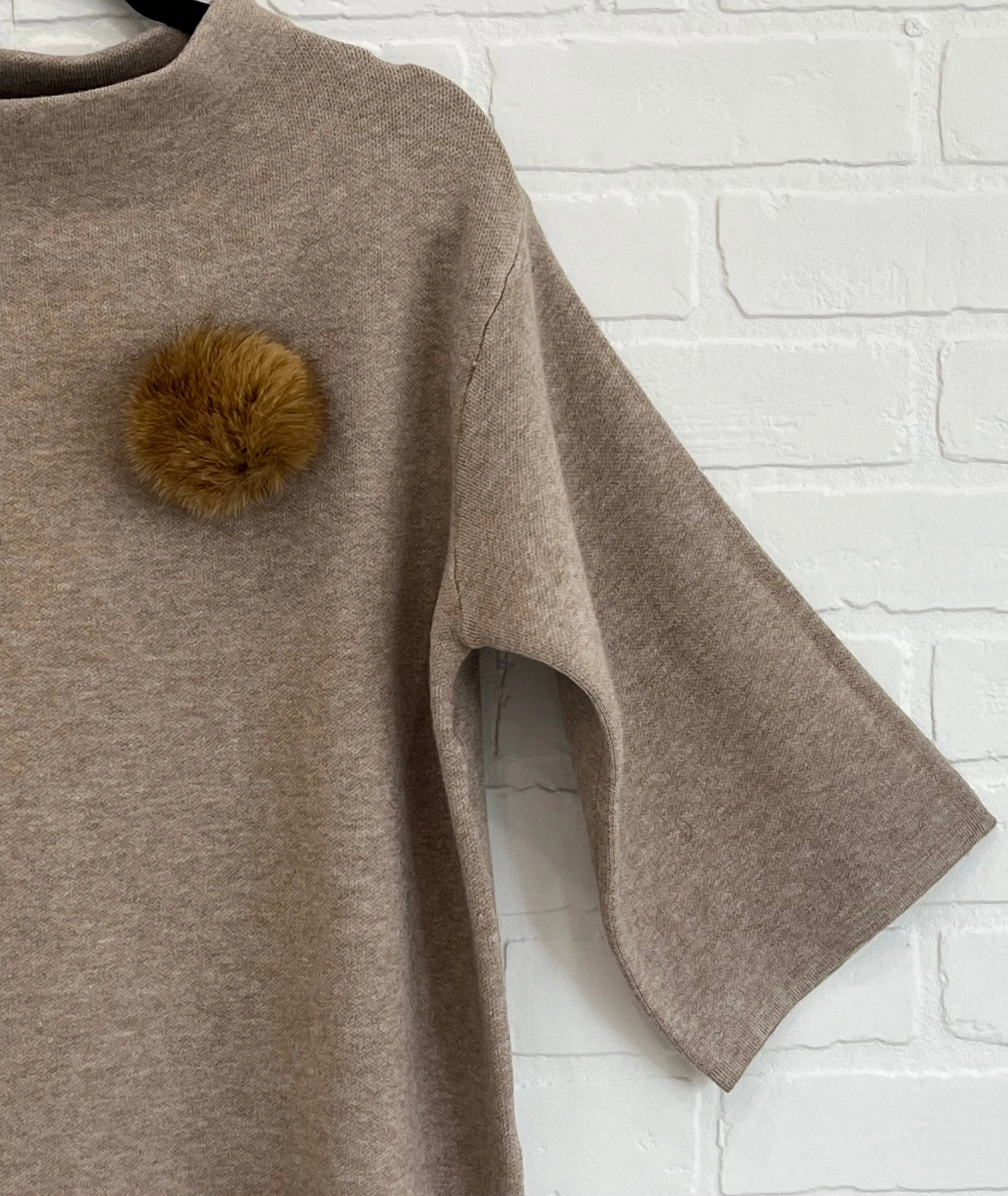 Fiona boatneck sweater by Extra Me