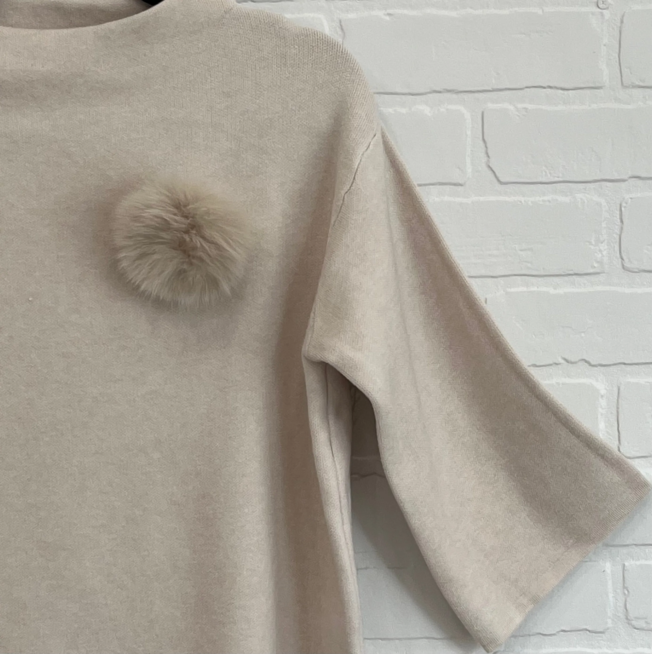 Fiona boatneck sweater by Extra Me