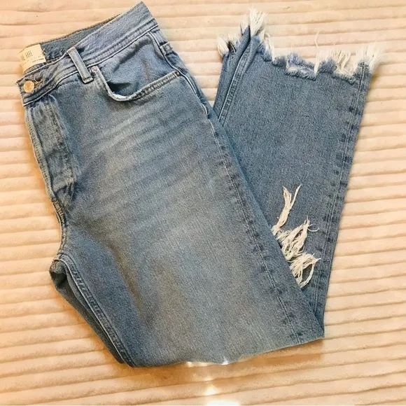 FREE PEOPLE We The Free Maggie Mid Rise Straight Leg Ripped Knee Jean Size 27 4