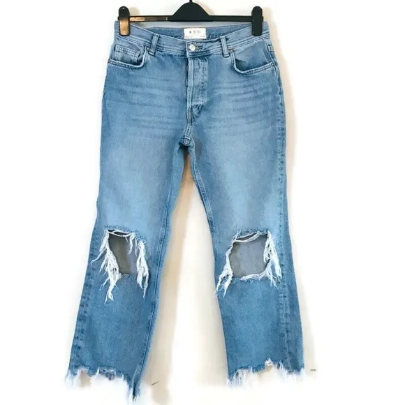FREE PEOPLE We The Free Maggie Mid Rise Straight Leg Ripped Knee Jean Size 27 4