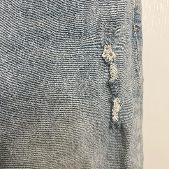 Gap Straight-Leg Distressed Tall Light-Wash Jeans