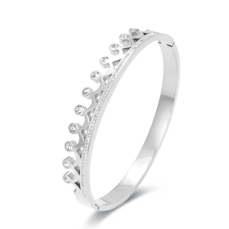 High Quality Unique Design Crystal Stainless Steel Bracelet for Women for daily/party wear