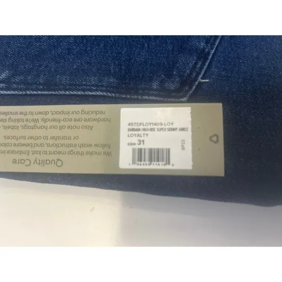 HUDSON NWT Barbara High Rise Super Skinny Ankle Jeans in Loyalty Size 31