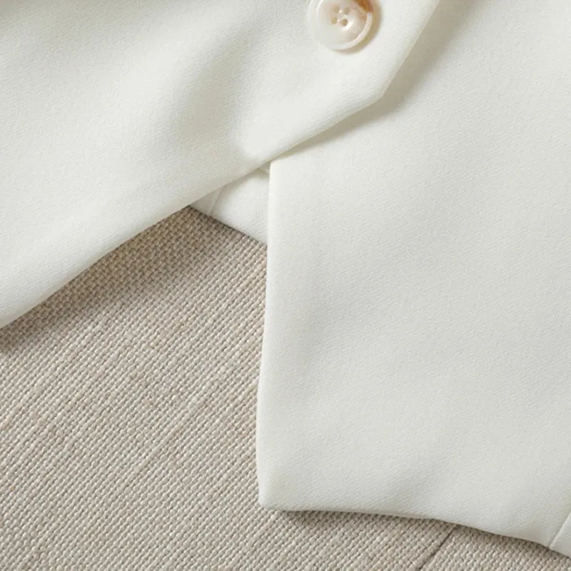 Isolina V-Neck Vest