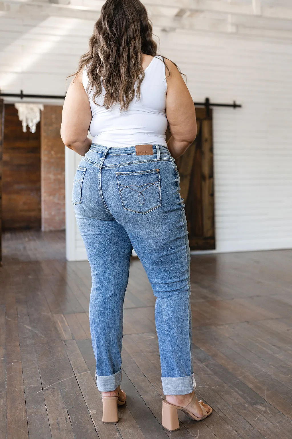 JUDY BLUE Elodie Mid Rise Distressed Boyfriend Jeans