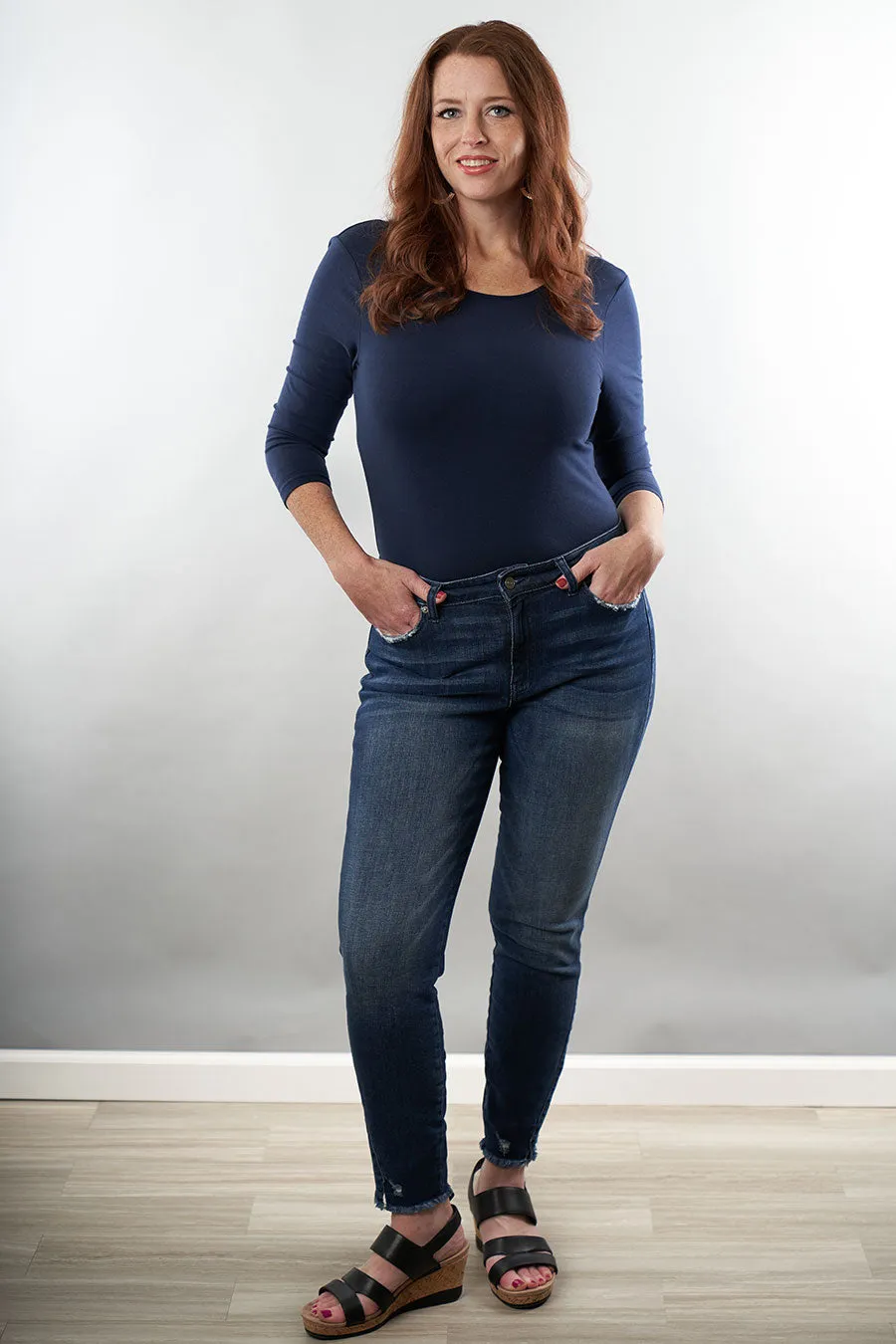 Kan Can Dark Wash Mid Rise Skinny Jeans