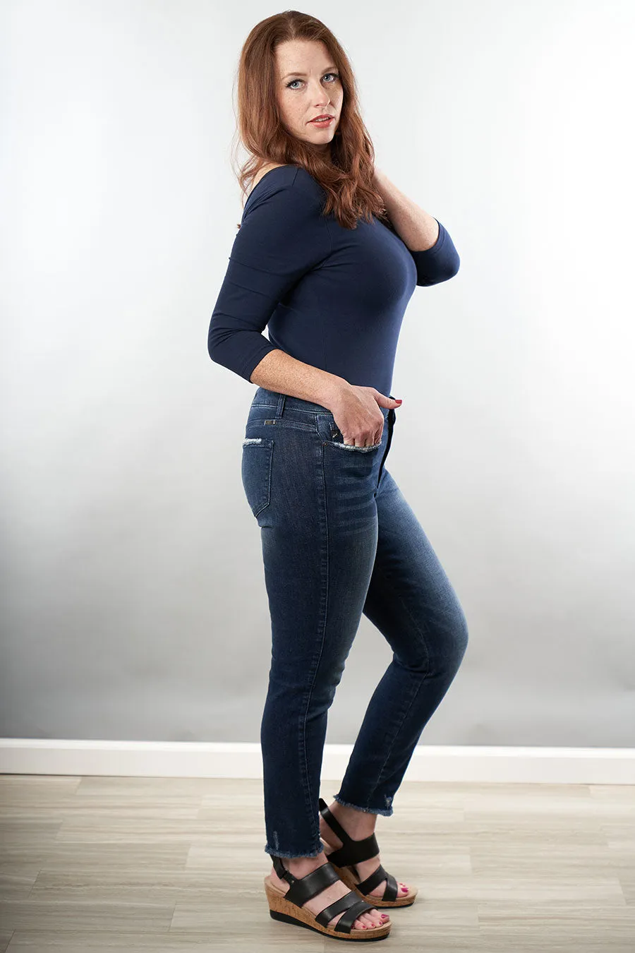 Kan Can Dark Wash Mid Rise Skinny Jeans