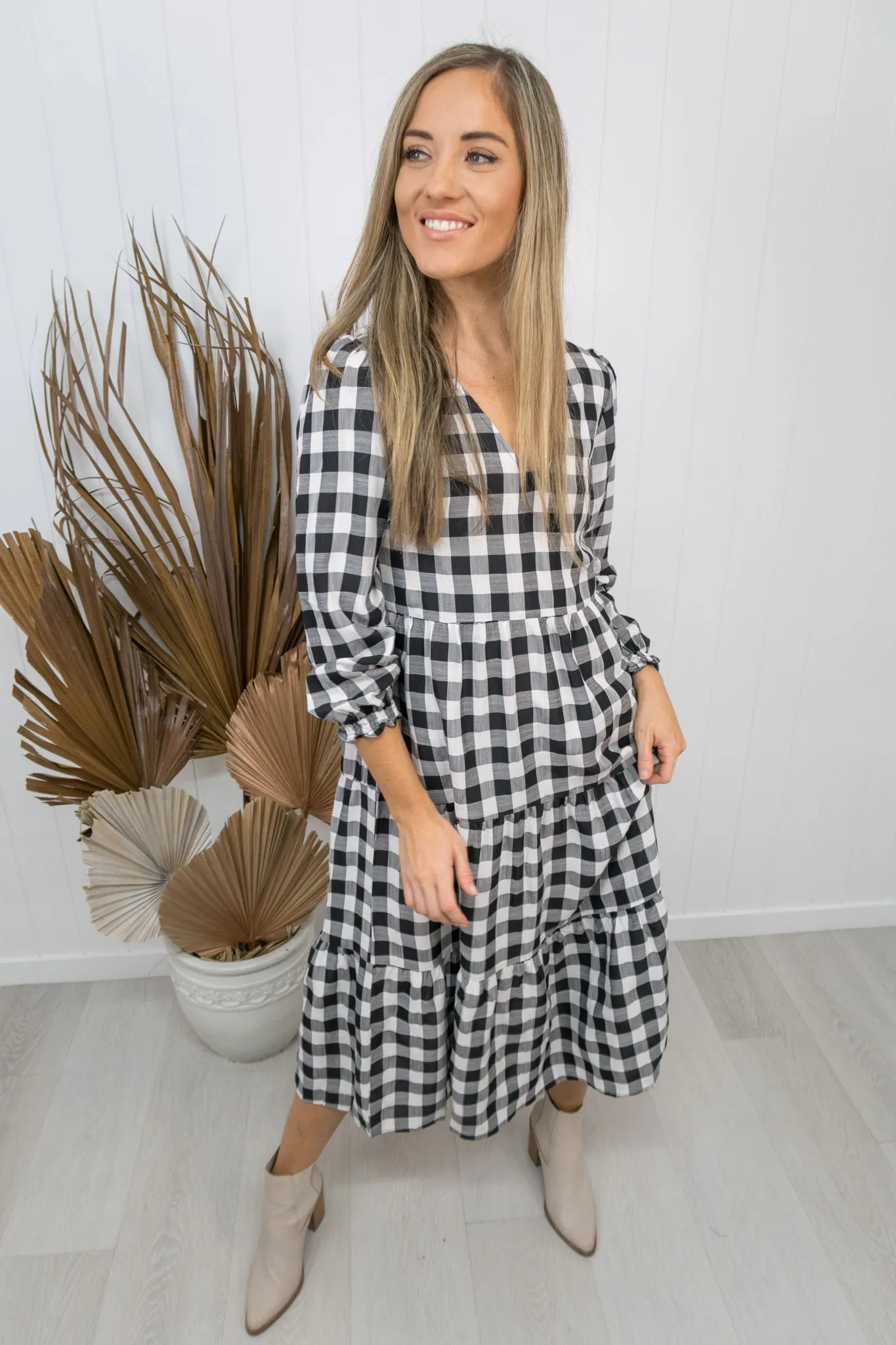 Kovi Dress- Gingham black/white