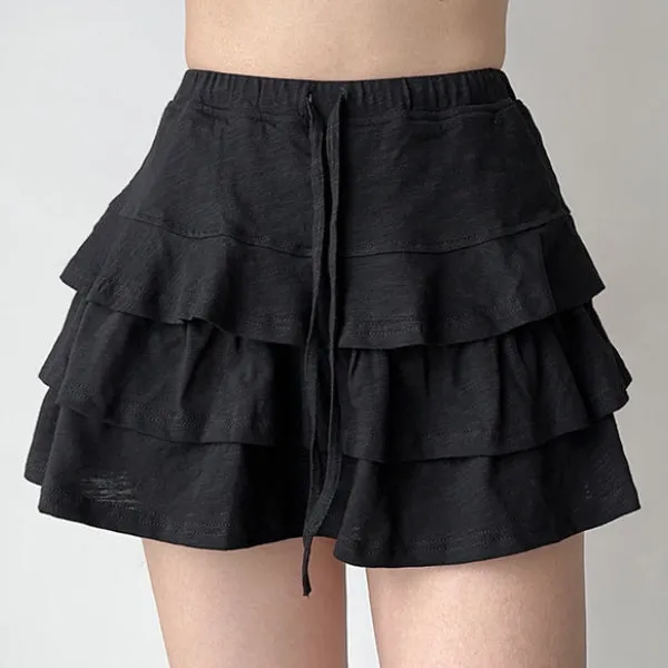 Layered lace lace short skirt
