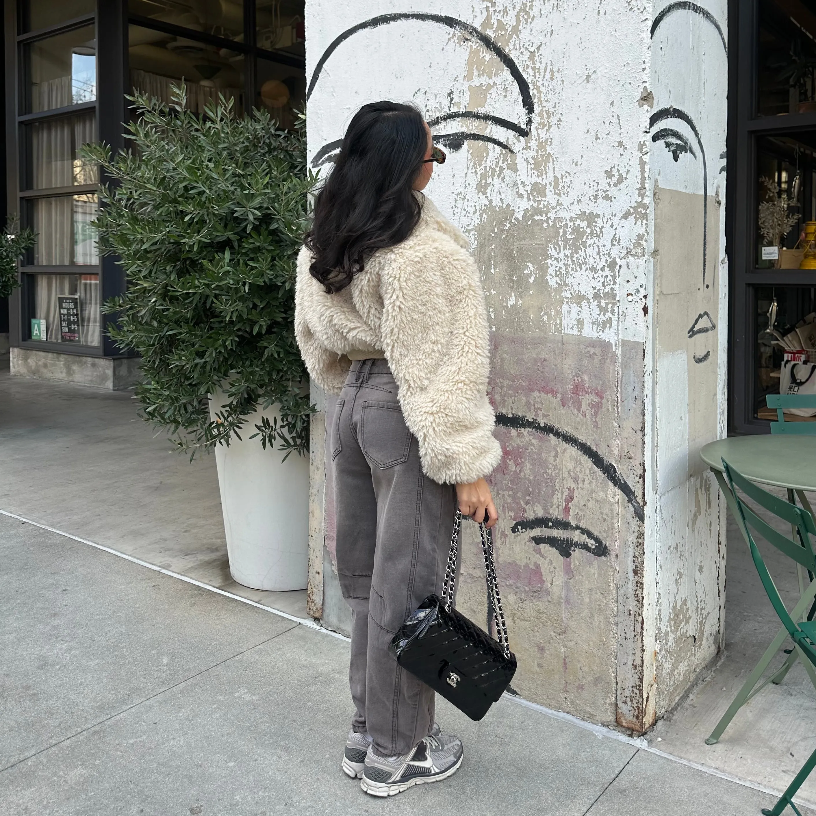 Light Wash Black Barrel Jeans