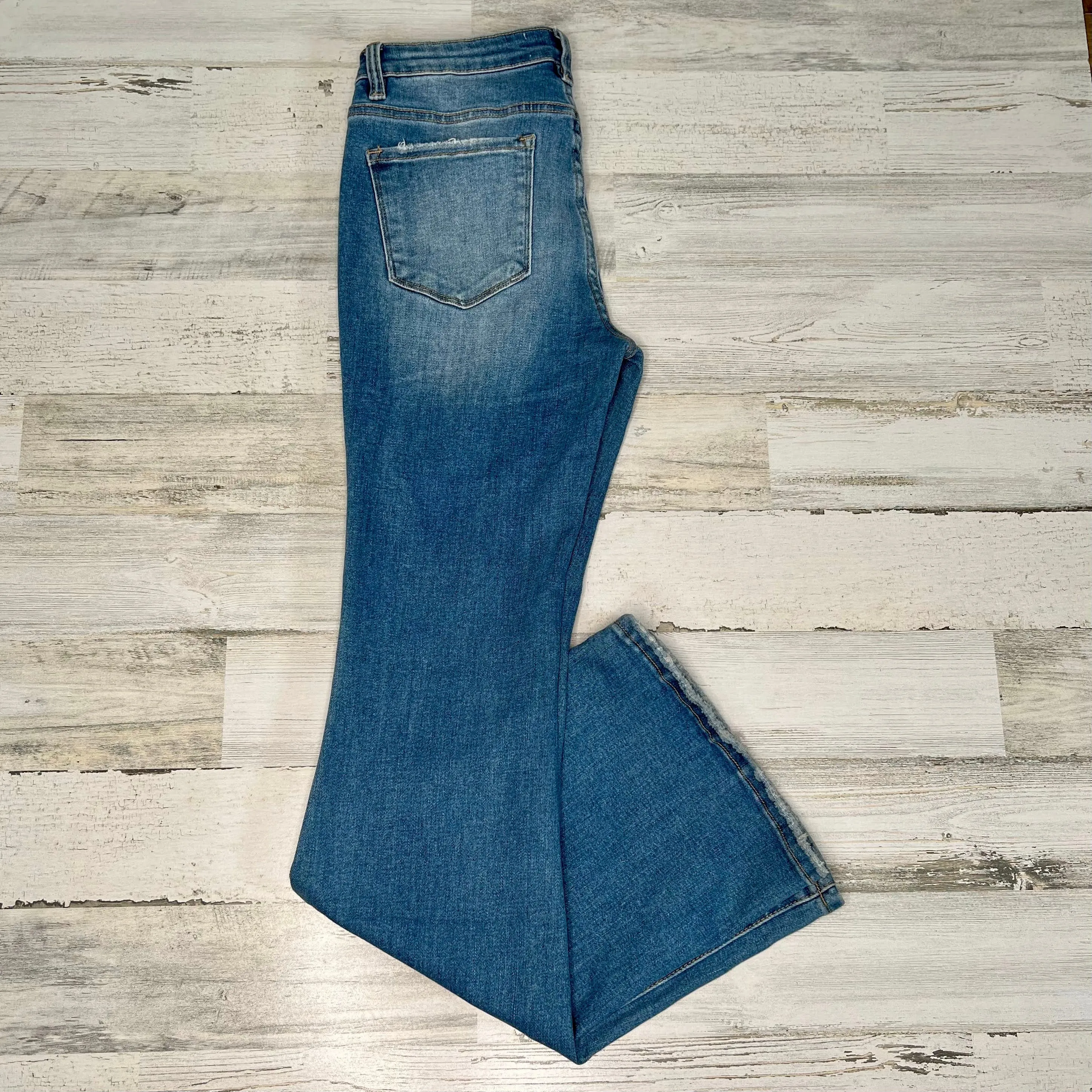 Light wash flare jean