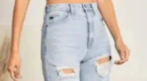 Light Wash Hi-Rise 90's Baggy Distressed Shorts