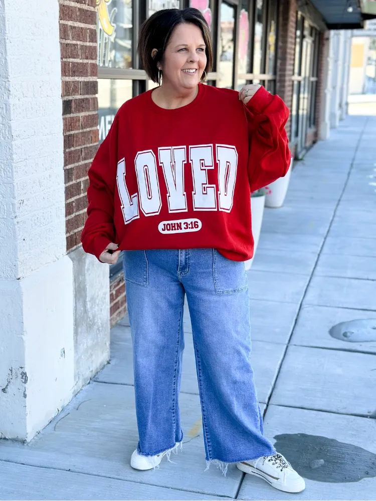 LOVED Sweatshirt - Red
