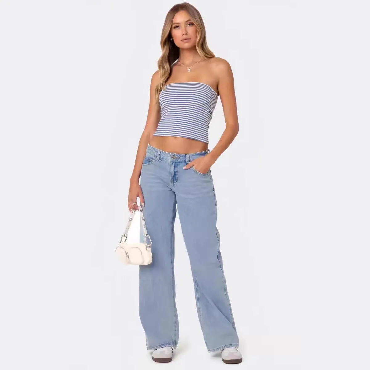 Low Waist Wide Leg Jeans