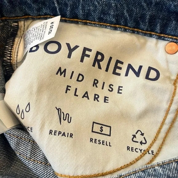 Lucky Brand Boyfriend Mid Rise Flare Jeans Denim Distressed Light Wash 10 | 30 R