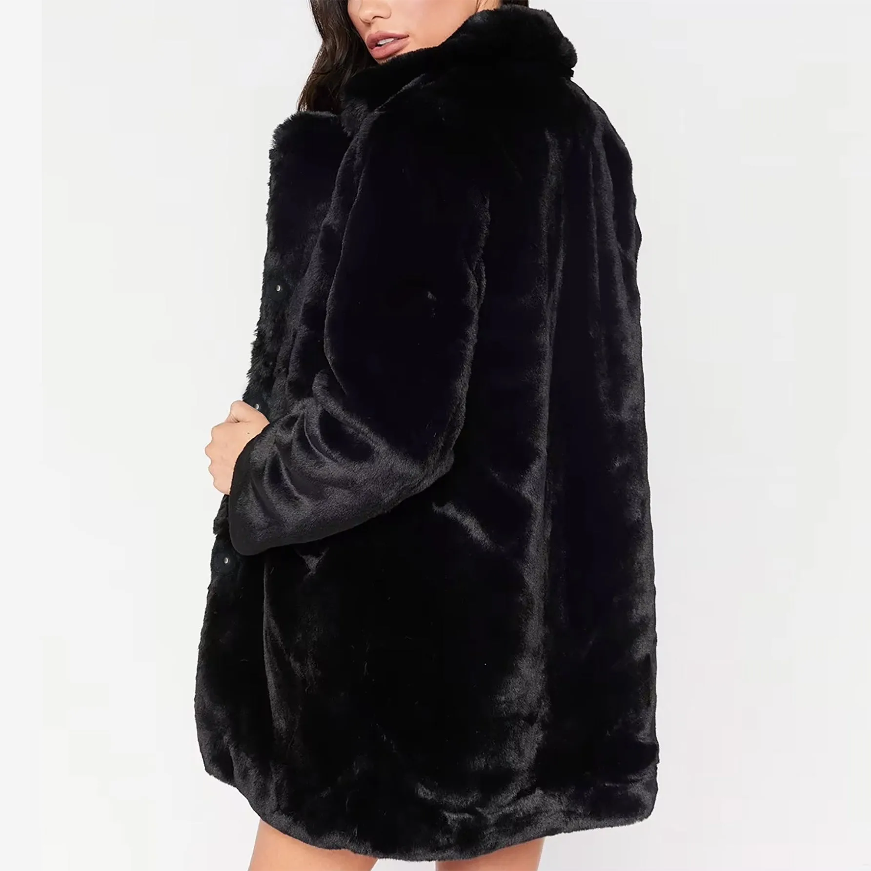 Luxurious Plush Oversized Winter Jacket for Cozy Elegance