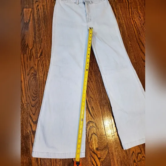Madewell 11&quot; High-Rise Flare Jeans In Hanford Wash: Welt Pockert Edition
