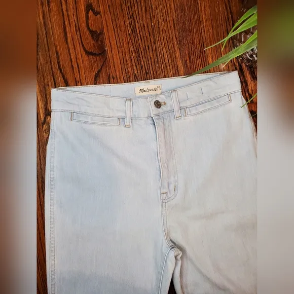 Madewell 11&quot; High-Rise Flare Jeans In Hanford Wash: Welt Pockert Edition