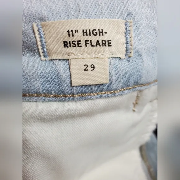 Madewell 11&quot; High-Rise Flare Jeans In Hanford Wash: Welt Pockert Edition