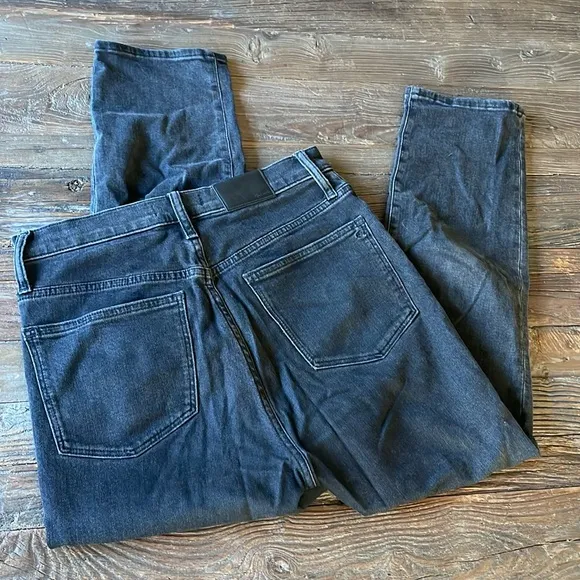 Madewell Classic Straight black jeans EUC size 28