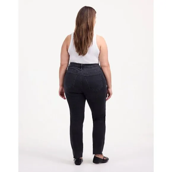 Madewell Plus Mid-Rise Stovepipe Jeans in Armand Wash: Raw-Hem Edition Size 24W
