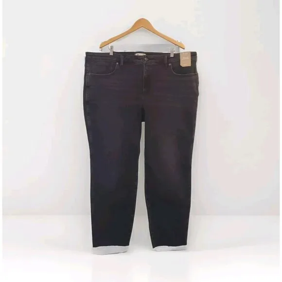 Madewell Plus Mid-Rise Stovepipe Jeans in Armand Wash: Raw-Hem Edition Size 24W