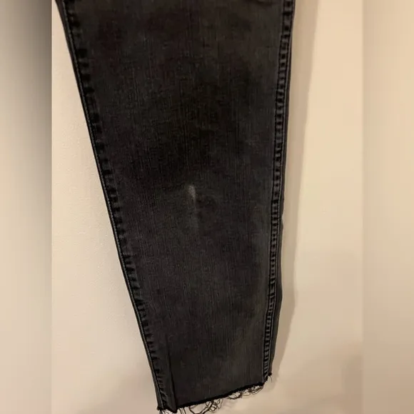 Madewell Stovepipe Jeans in Banberry Wash: Raw-Hem Edition