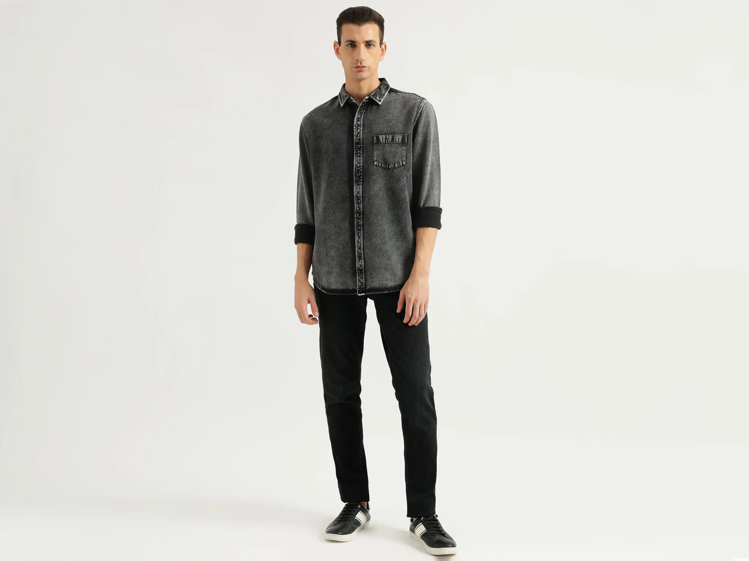 Men's Regular Fit Spread Collar Solid Shirts
