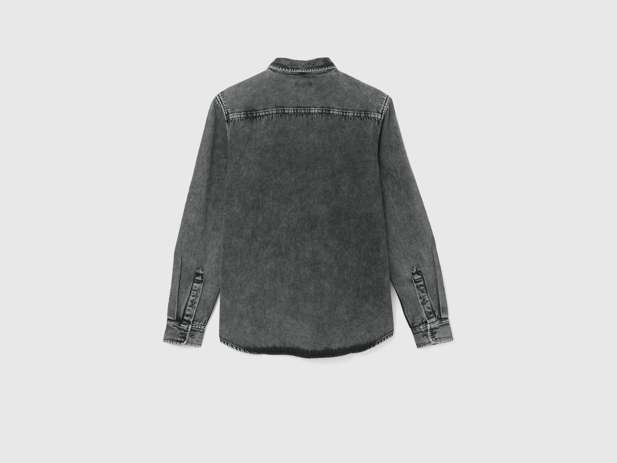 Men's Regular Fit Spread Collar Solid Shirts