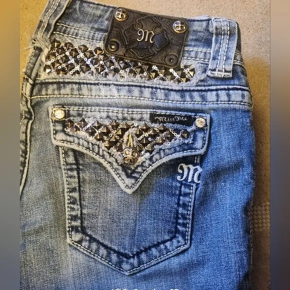 Miss Me Light Wash 5 Pocket Boot Cut Jeans with Hardware Size 29