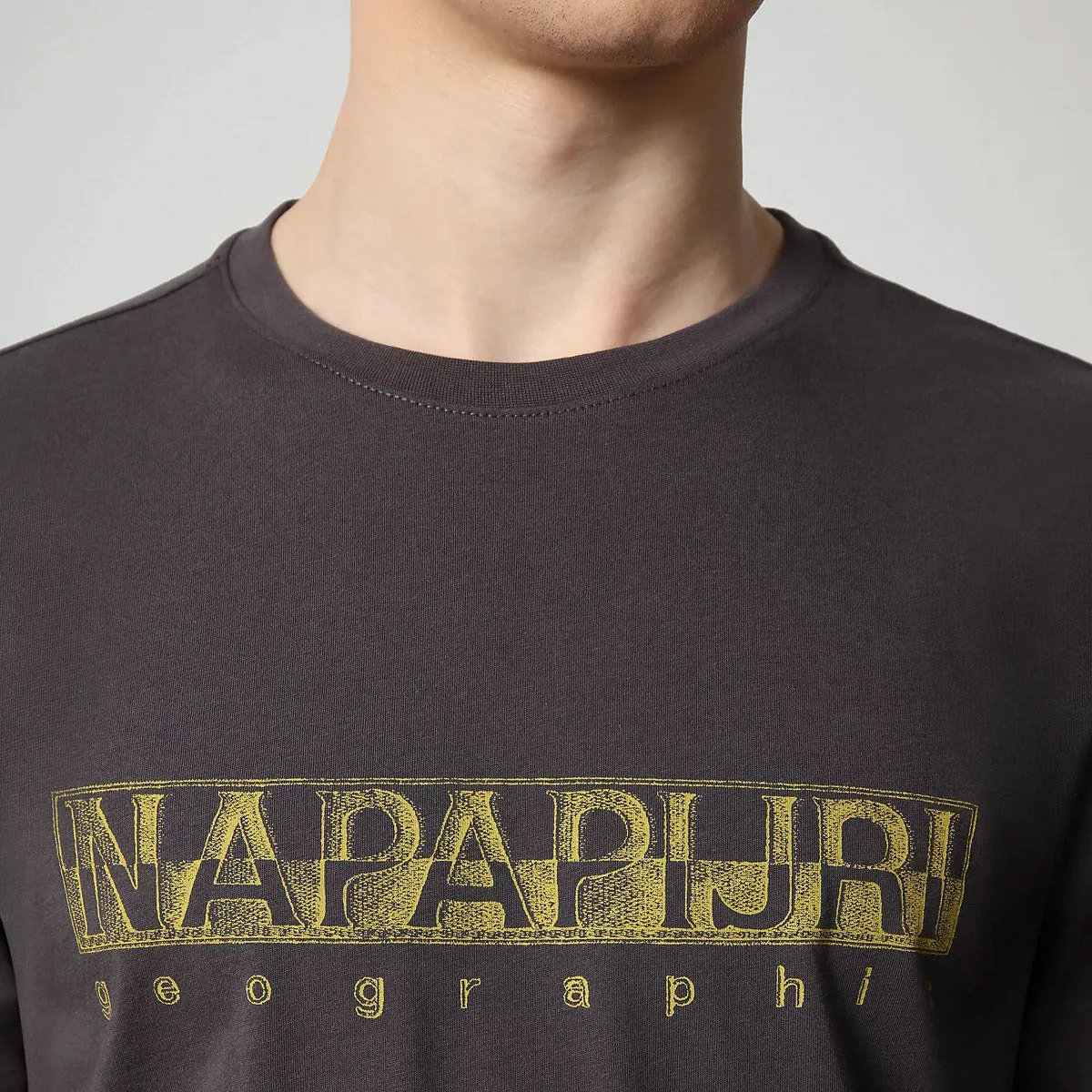 Napapijri - Sallar T-Shirt in Dark Grey